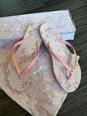 LoveShackFancy x Havaianas Flip flops